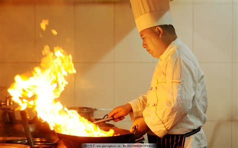 厨师做菜现场：金汤酸菜鱼，食材常见，做法一样，口味却不同 - YouTube
