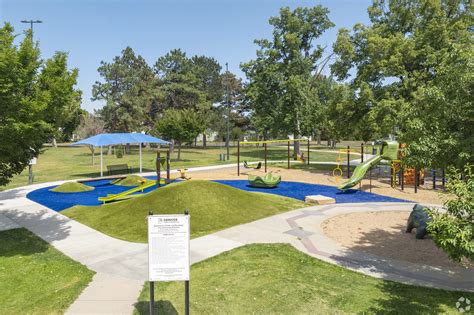 About South Park Hill | Schools, Demographics, Things to Do - Homes.com