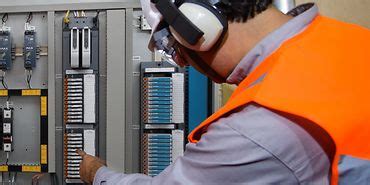 Distributed Control Systems (DCS) | Emerson IN