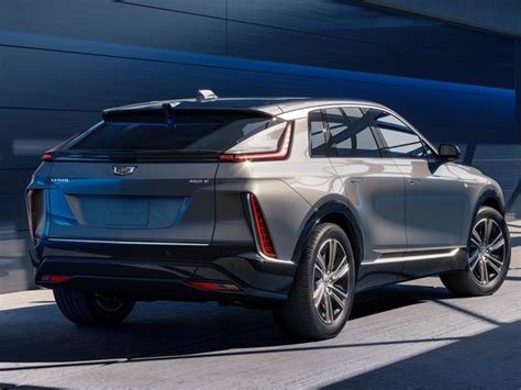 Some 2024 Cadillac Lyriq Units Will Need A Software Update