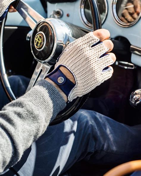 Fingerless Driving Gloves