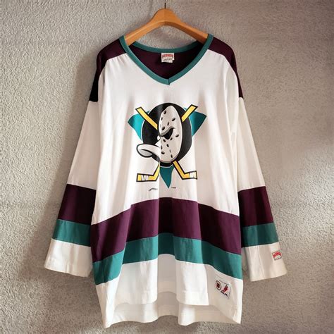 NHL ダックス Tシャツ ロンT USA製 古着 MIGHTY DUCKS | Dron-pa -古着屋-