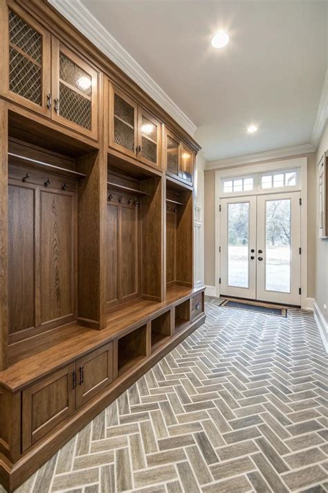 20+ Stylish Mudroom Floor Ideas You'll Love
