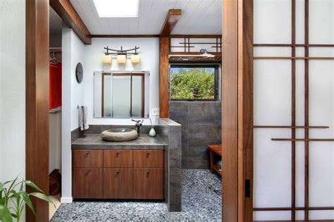 Japanese Style Bathroom at Hae Wilson blog