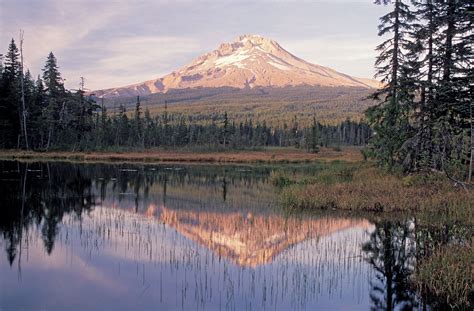 Mount Hood | Oregon, Map, & Facts | Britannica