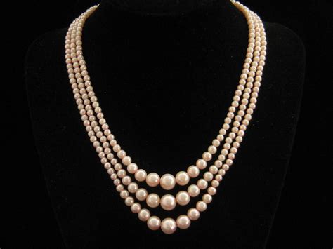Vintage 3 Strand Pink Pearl Necklace 1950s