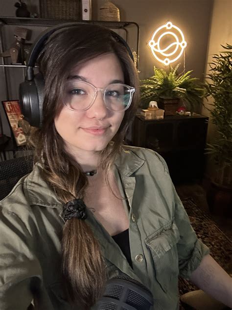 "Live on twitch playing Valorant 🔥 I need moral support @SuniDey" : r/SuniDey_