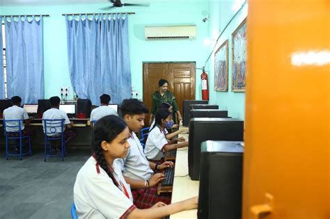 Computer Technology Schools 的图像结果