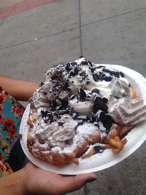 Cake Six Flags 的图像结果