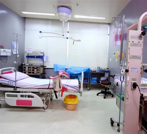 Painless Delivery at Kinder Hospital Labour Room | Expert Care