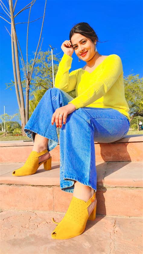 Buy Do Bhai Women Black Block Heel Pep Toe Ankle Strep Fashion Sandal ...