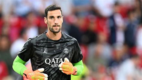 Sergio Rico permanece ingresado "bajo los efectos de la sedación ...
