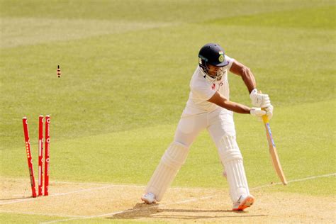 [Watch] Mayank Agarwal gets out for 2 consecutive golden ducks in the ...