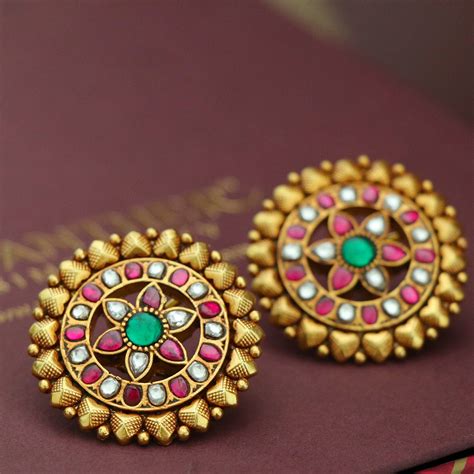 DEEP NAGAS KUNDAN LOOK STUDS. – mspinkpanther