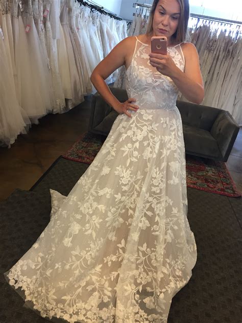 Hayley Paige Saige Sample Wedding Dress Save 31% - Stillwhite