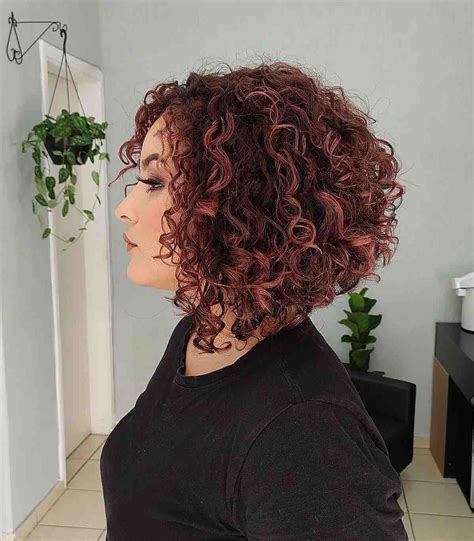 43 Curly Bob Hairstyles Trending Right Now
