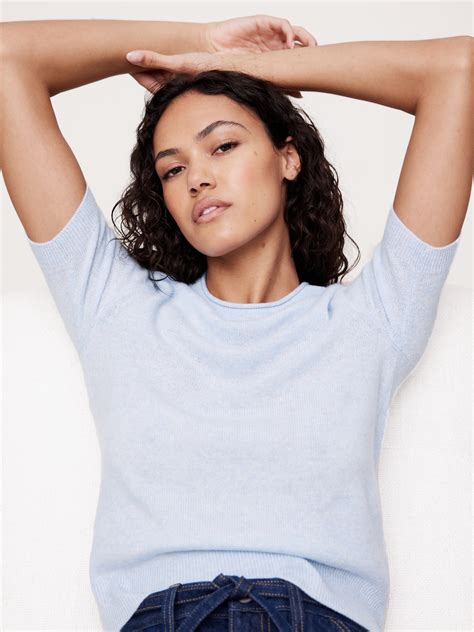 Lightweight Cashmere Short-Sleeve Sweater | Banana Republic