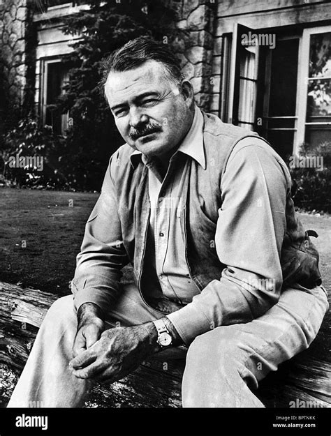 Writer ernest hemingway Black and White Stock Photos & Images - Alamy