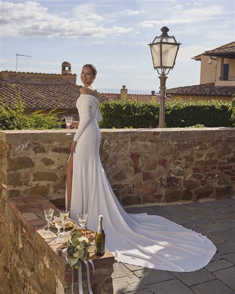 Essense of Australia D3823 - De Bruidsgalerie