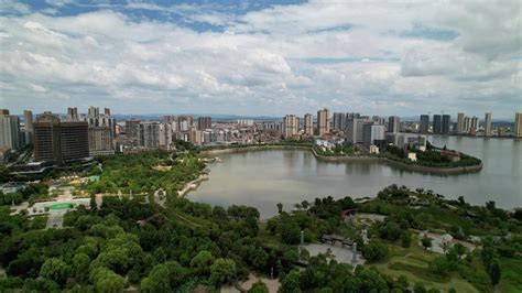 中国最宜居的四个海滨城市——“三海一门”，你神驰哪个？ - 知乎