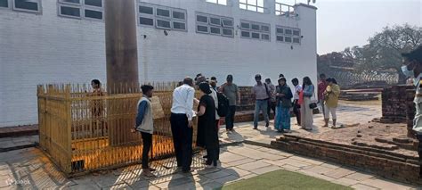 15 Days Complete Buddhist Trail Tour in India & Nepal with Taj Mahal ...