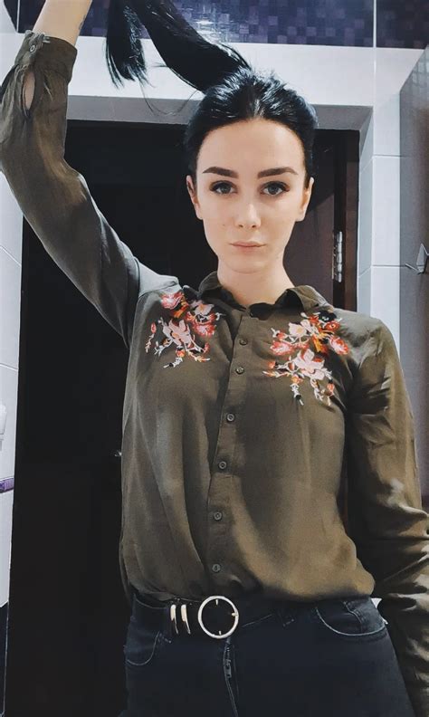 My step-sis | Scrolller