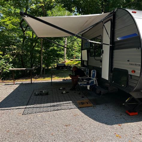 Baileys Point Camping | Lucas, Kentucky