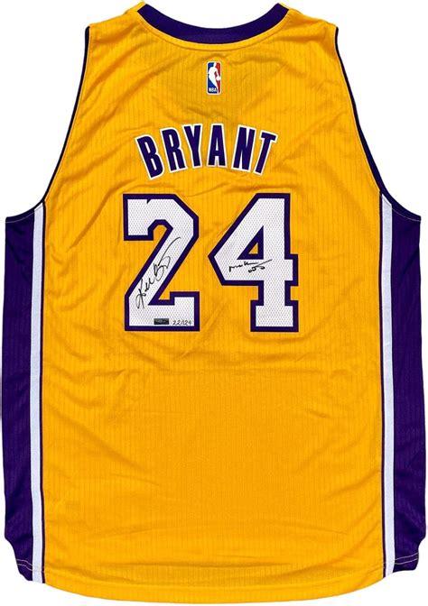 Amazon.com: Kobe Bryant "Mamba Out" Signed #24 Authentic Los Angeles ...