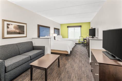 Meeting Rooms at Holiday Inn Express & Suites WILMINGTON-NEWARK, 1201 ...