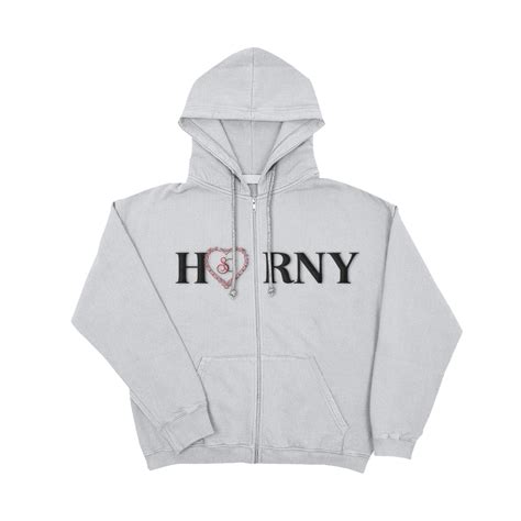 Sabrina Carpenter - Official Store