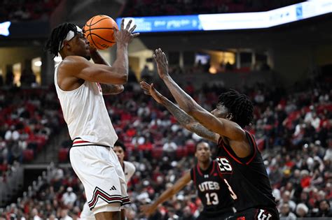 Michigan is a MACHINE; JT Toppin injury has Texas Tech’s season on edge; Mick Cronin is a (problematic) content factory; Miami U 26-0!