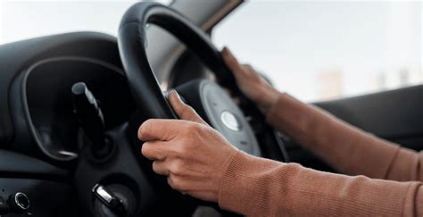 Car Horn: When And How To Use Your Car Horn - Rated Driving