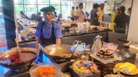 Flechazo Comes to Hyderabad with its MediterrAsian Buffet | Foodaholix