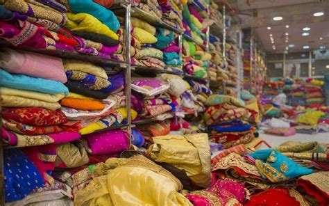 A Shopping Guide In Burrabazar | WhatsHot Kolkata