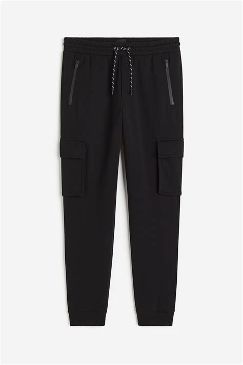 Slim Fit Cargo joggers - Black - Men | H&M IN
