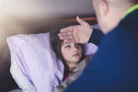 बदलते मौसम में बच्चा नहीं होगा बीमार, Strong Immunity के लिए सिखाएं ये ...