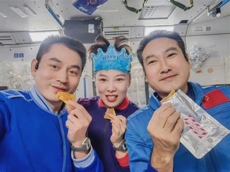 中国人在太空存粮丰富最新素材