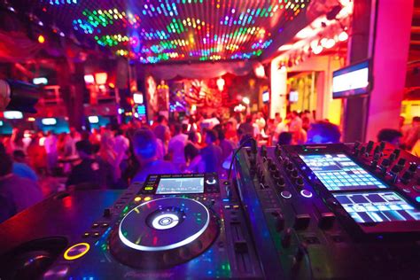 8 Best Nightlife Activities in Cabo San Lucas