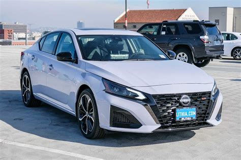 New 2024 Nissan Altima 2.5 SR 4dr Car in Los Angeles #N4339414 | Nissan of Downtown L.A.