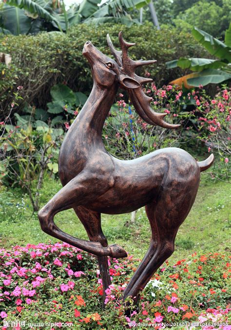 工厂直销 创意景观玻璃钢鹿雕塑 室外园林绿地树脂梅花鹿摆件-阿里巴巴