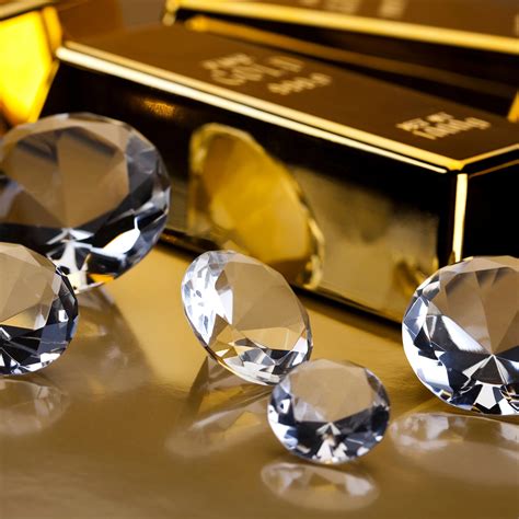 Karat vs Carat – Key Differences in Jewellery – Diamovida