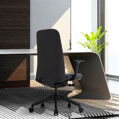 Desk Chair Exploding 的图像结果