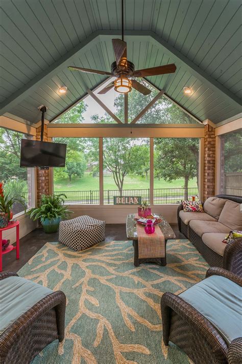 45 Cozy Screened Porch Design Ideas