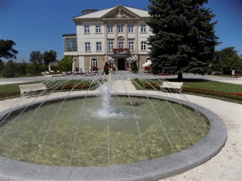 PALAC BRUNOW (Poland/Lwowek Slaski) - Hotel Reviews, Photos, Rate ...