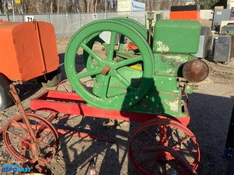 7hp jumbo hit n miss engine on cart with tongue Runs great Had mag and ...