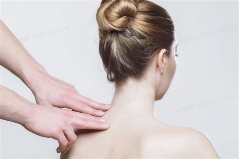 女性肩颈按摩元素素材下载-正版素材401449132-摄图网