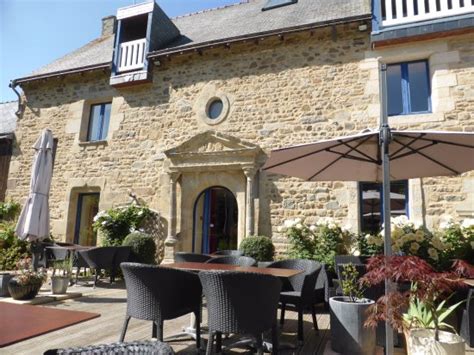 LOGIS HÔTEL LE MANOIR DES PORTES (Lamballe) - Hotel Reviews, Photos ...