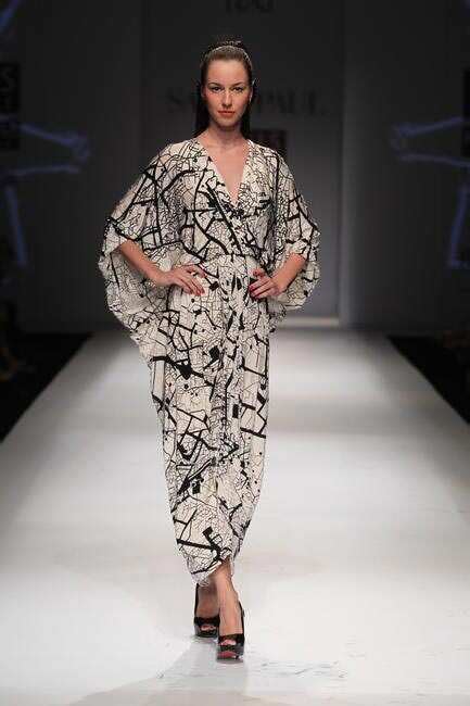 WIFW DAY ONE - Vineet Bahl, Namrata Joshipura, Pankaj & Nidhi and Satya ...