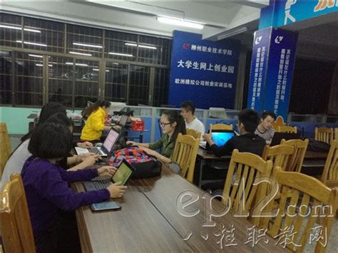 计算机专业的大学生，如何找一份合适自己的理想工作？_新闻资讯 - 北大青鸟官方网站