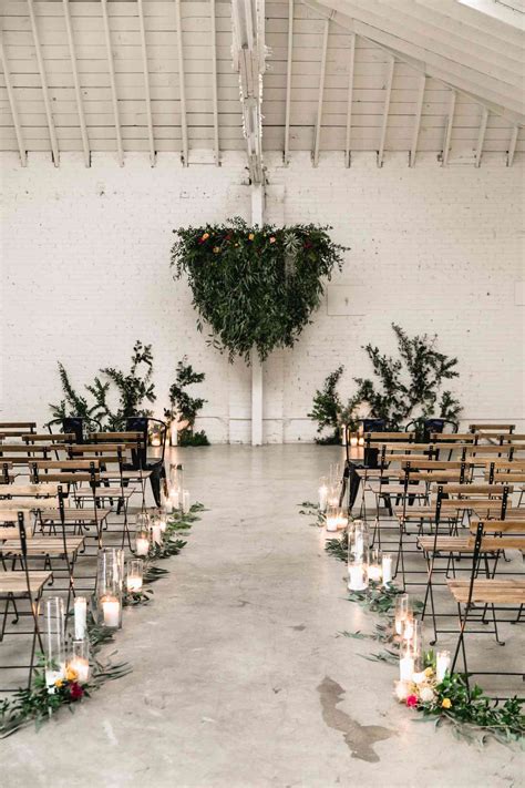 40 Beautiful Ways to Decorate Your Wedding Aisle